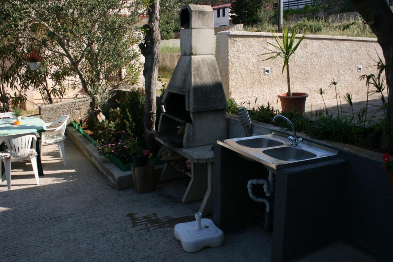 Apartments By The Sea Stara Novalja, Pag - 6301 Luaran gambar