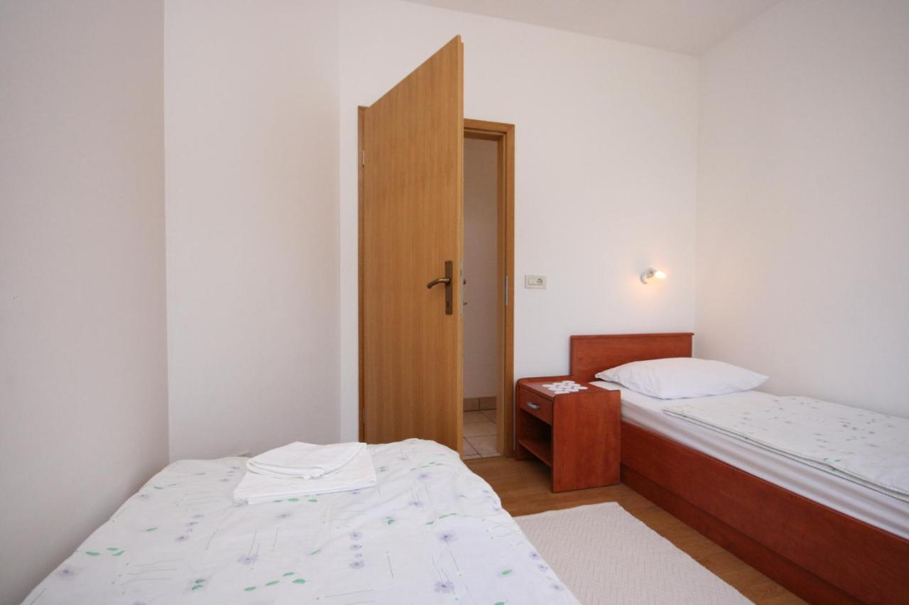 Apartments By The Sea Stara Novalja, Pag - 6301 Luaran gambar