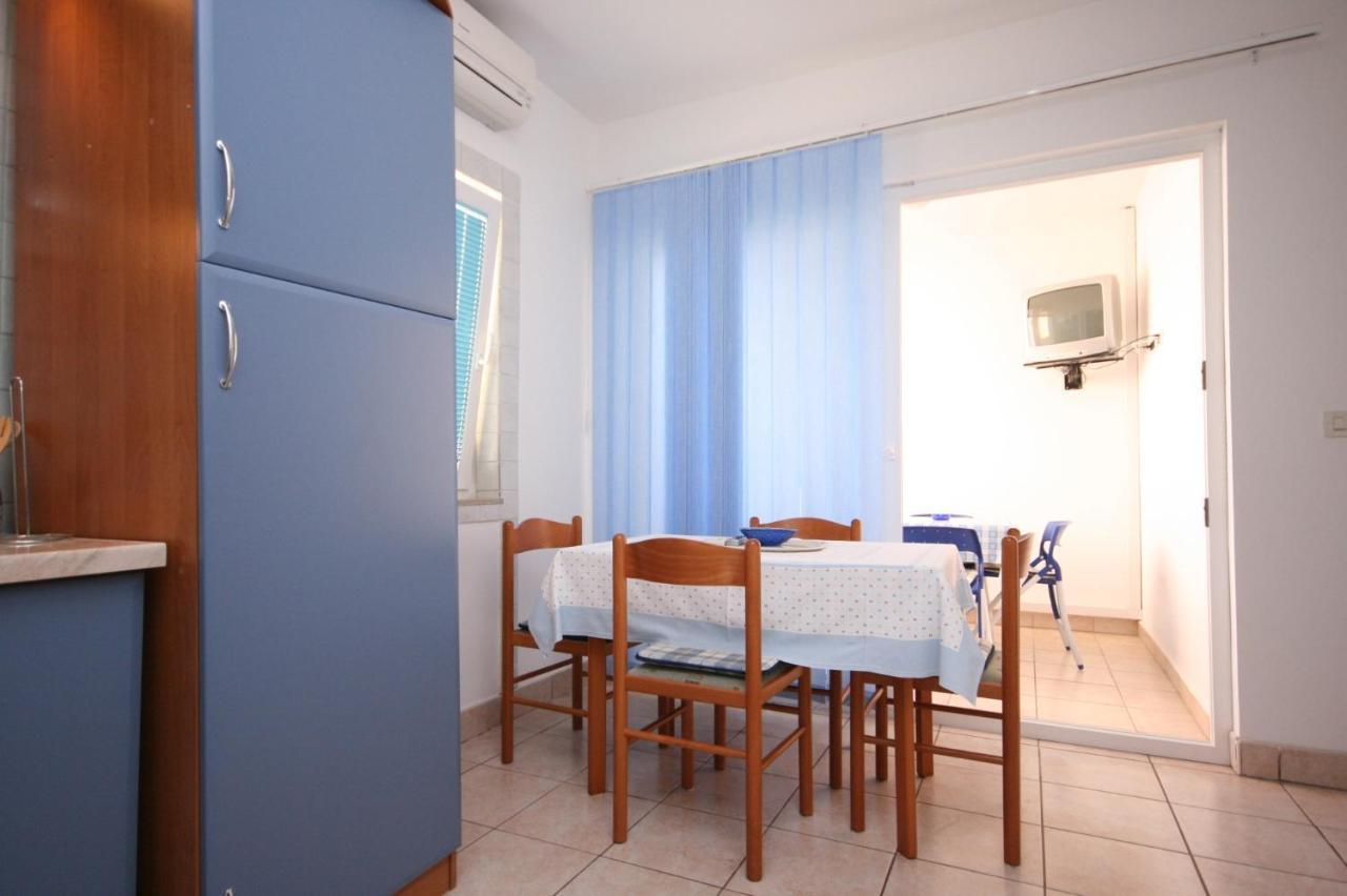 Apartments By The Sea Stara Novalja, Pag - 6301 Luaran gambar