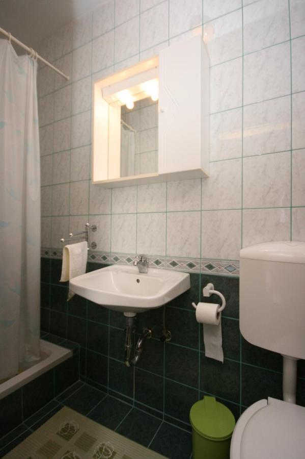 Apartments By The Sea Stara Novalja, Pag - 6301 Luaran gambar